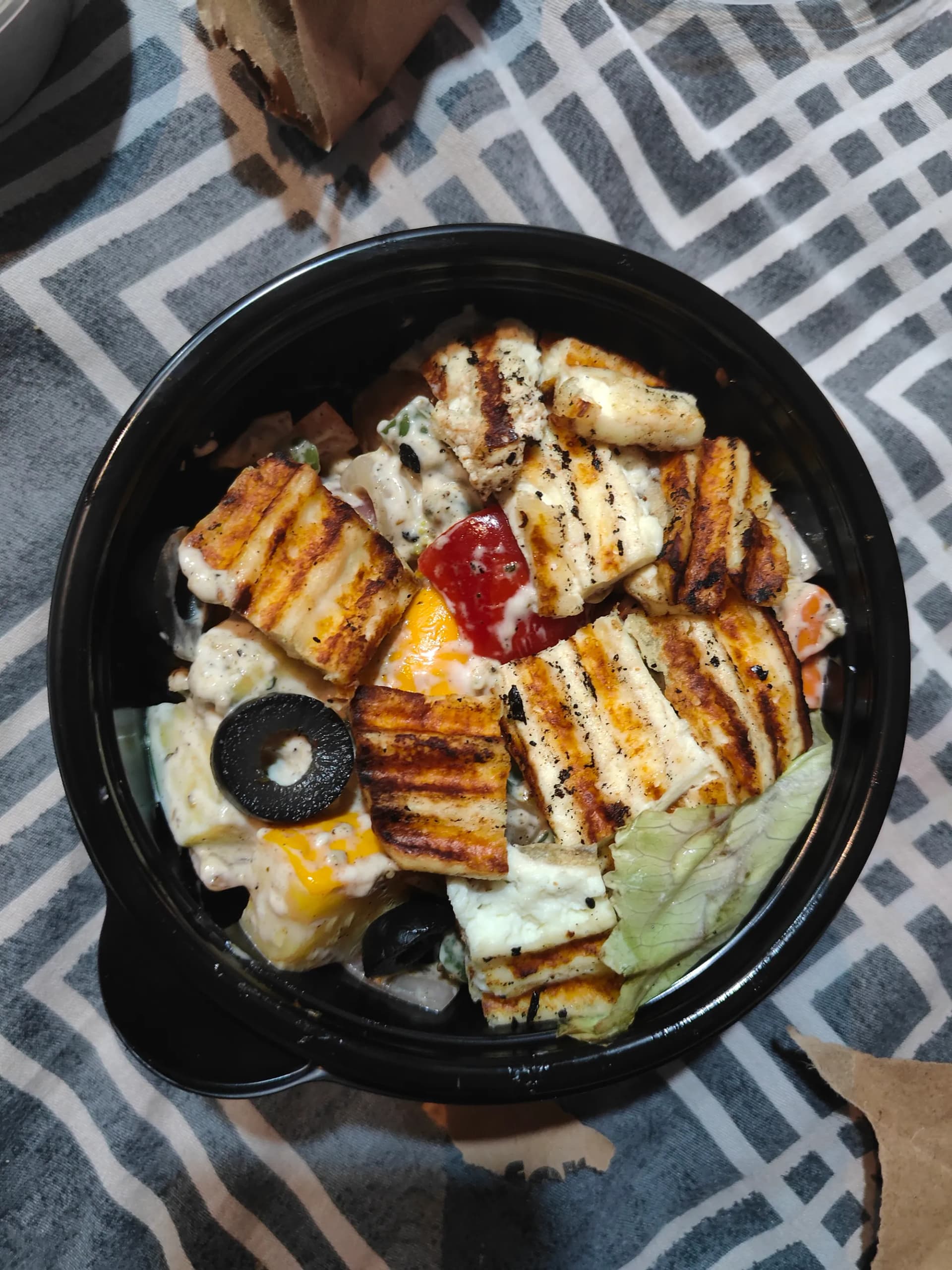 Grilled Paneer Salad